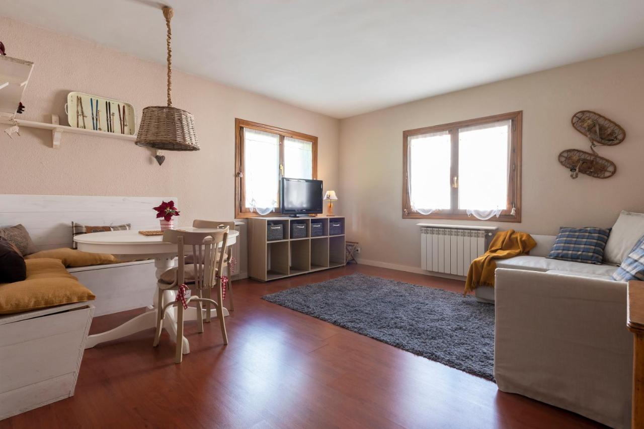 Апартаменти Musales ☆ Apartamento Para 4 Personas Con Ascensor Сальєнт-де-Гальєго Екстер'єр фото